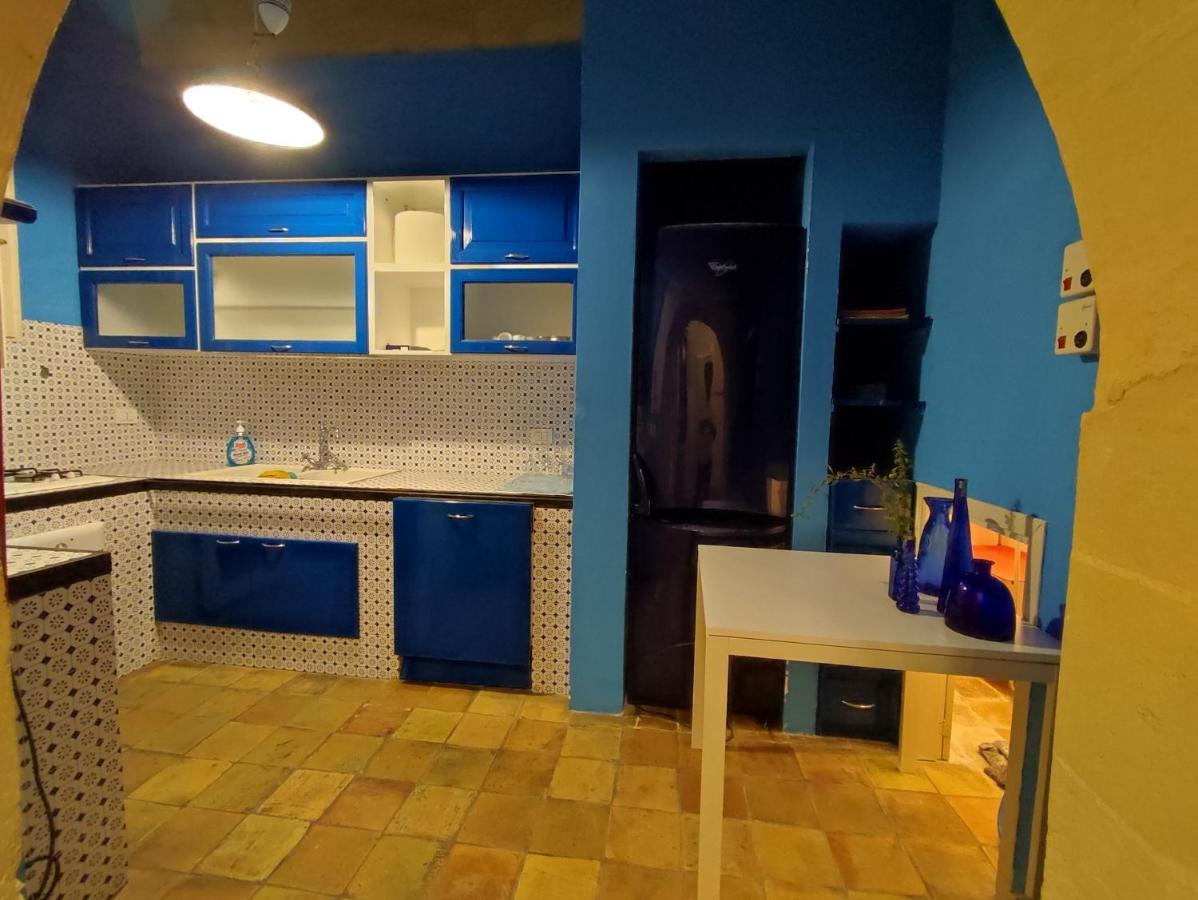 מטרה Casa Tudor Art Luxury Rooms מראה חיצוני תמונה