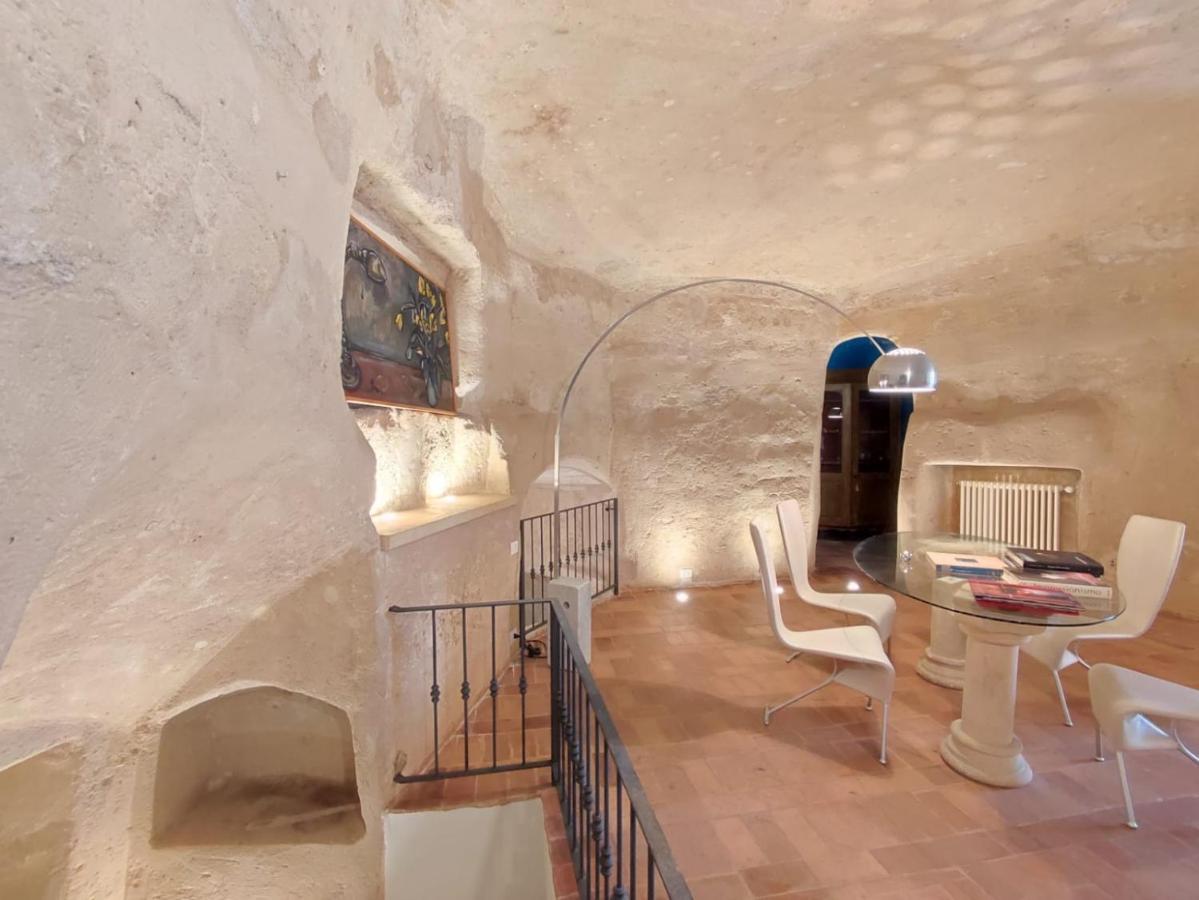 מטרה Casa Tudor Art Luxury Rooms מראה חיצוני תמונה