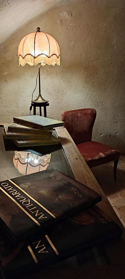 מטרה Casa Tudor Art Luxury Rooms מראה חיצוני תמונה